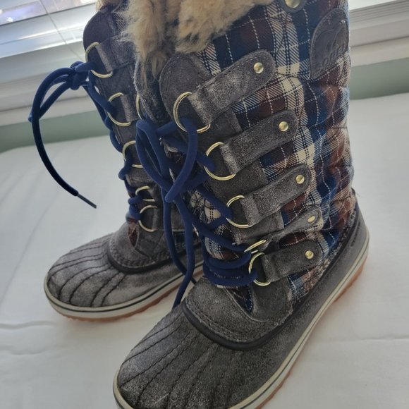 Sorel boots - Picture 2 of 7